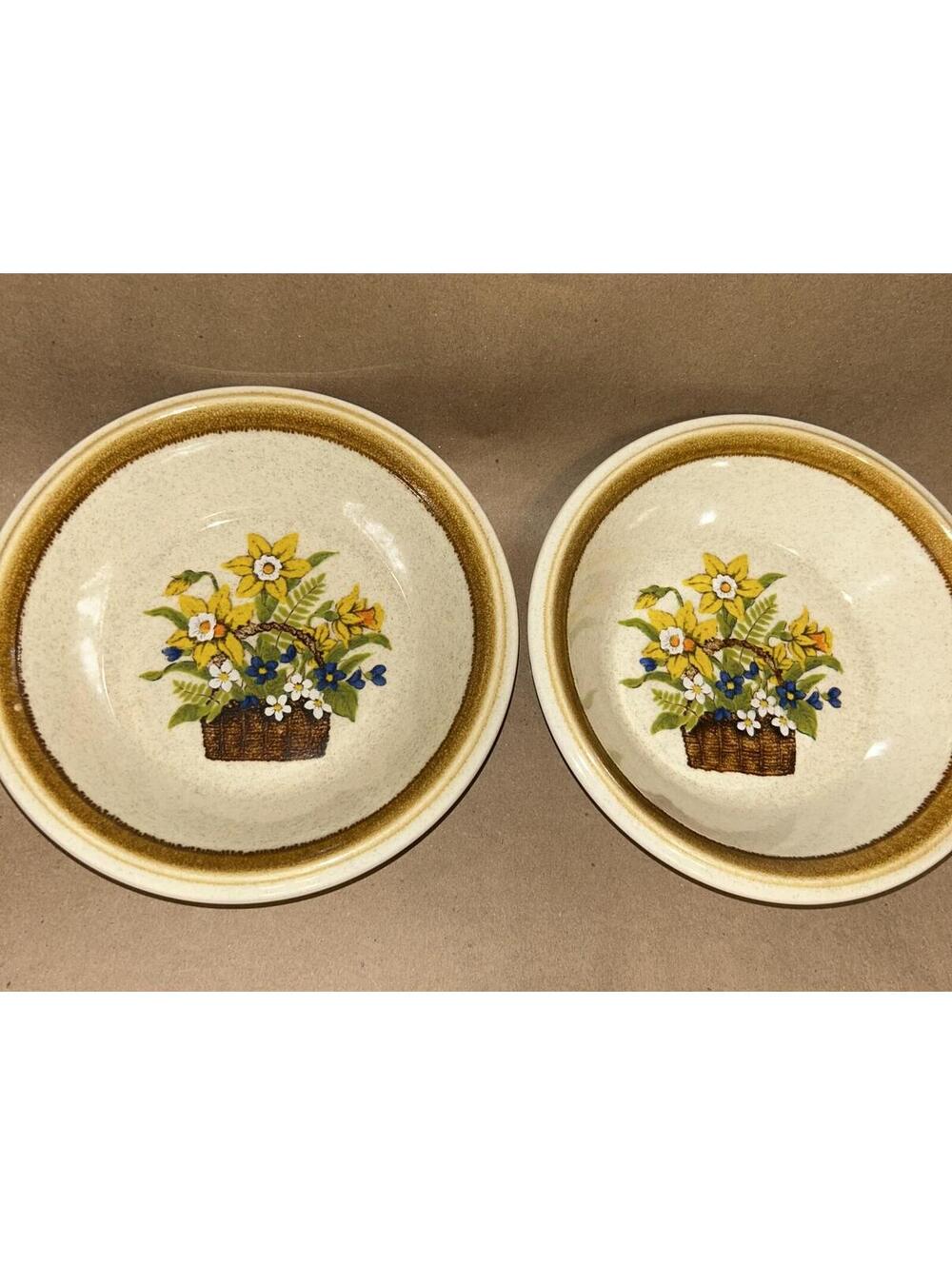 Set of 2 Mikasa Vintage Sone Manor Garden Bouquet F5815 Cereal bowls 7 in